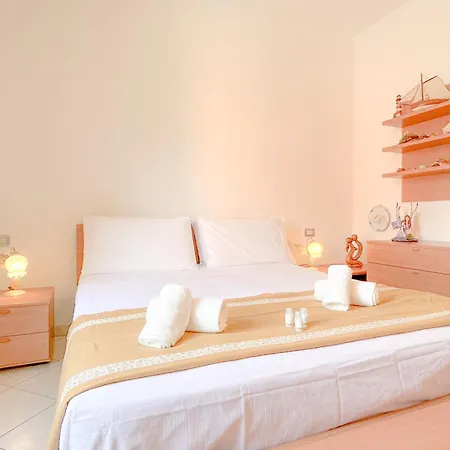 Apartment Parcheggio Privato - 400mt Dal Mare - Wifi Vado Ligure
