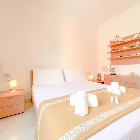 Apartment Parcheggio Privato - 400mt Dal Mare - Wifi Vado Ligure