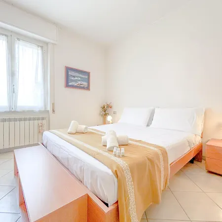 Apartment Parcheggio Privato - 400mt Dal Mare - Wifi Vado Ligure